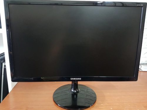 مانیتور 19 اینچ LED 19' LG/SAM (استوک - گرید B+)