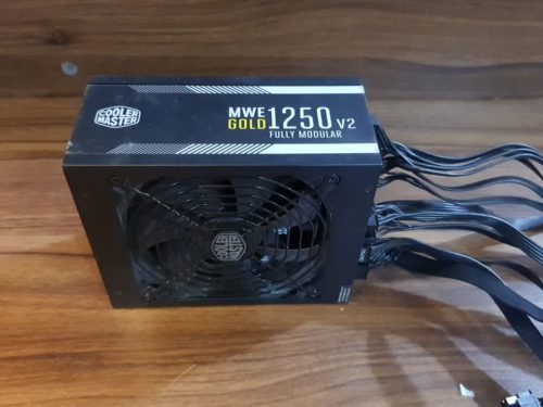 پاور کولرمستر 1250 وات مدل COOLERMASTER MEW GOLD 1250W V2 (استوک)