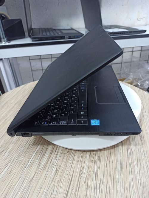 لپتاپ CORE i3 نسل 7 برند TOSHIBA (استوک) - Image 3