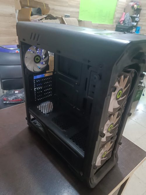 قاب کیس GAMEMAX STARLIGHT BLACK (درب شیشه‌ای و جلویی شکسته) - Image 3