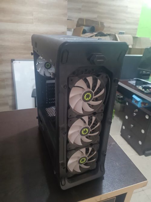 قاب کیس GAMEMAX STARLIGHT BLACK (درب شیشه‌ای و جلویی شکسته) - Image 1